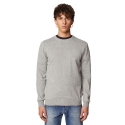 Crewneck sweater