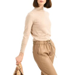 Molly Bracken Women's Swetaer